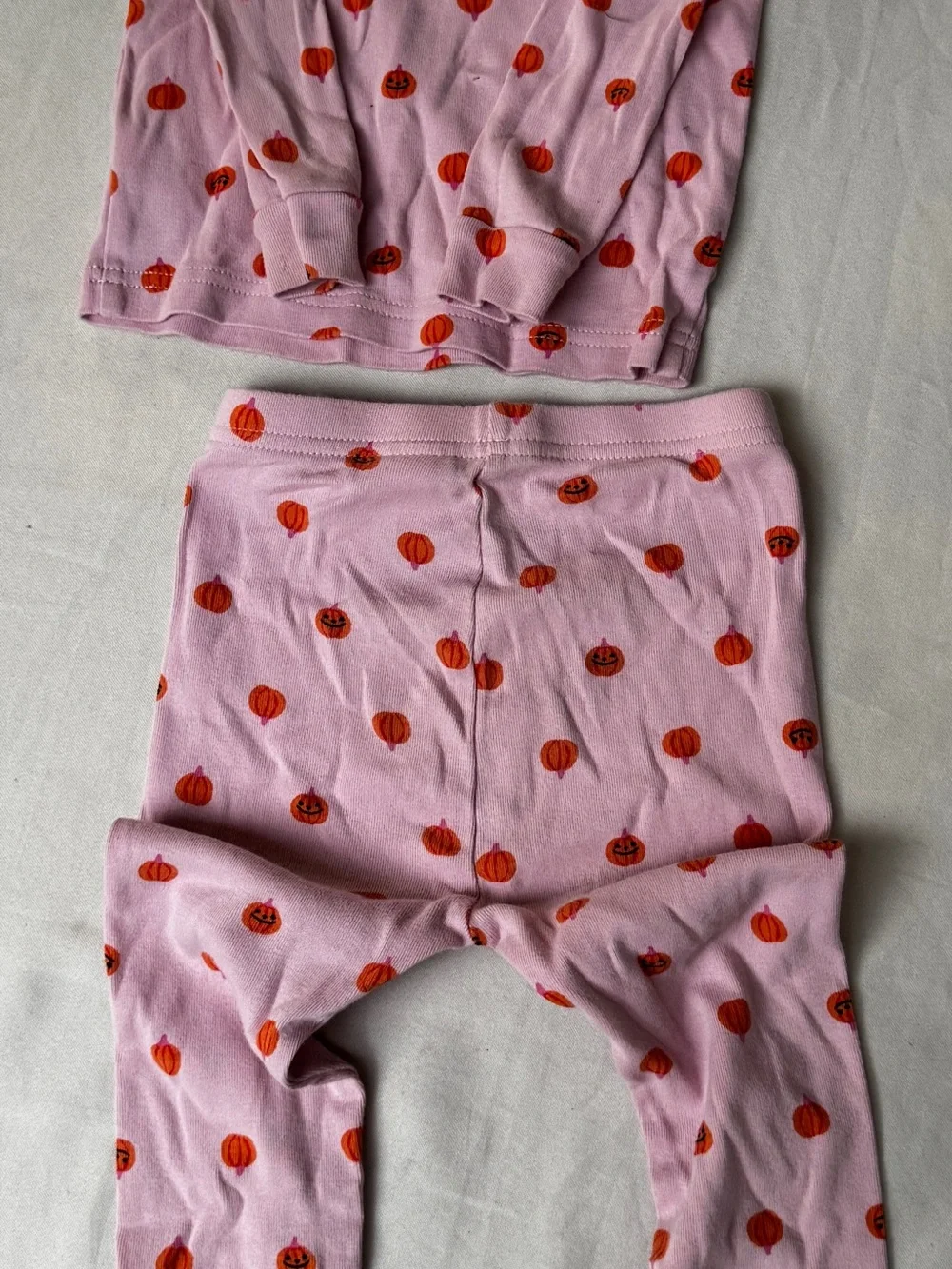 Gap kids   Pink Pumpkin-Print Pajama Set size 3T